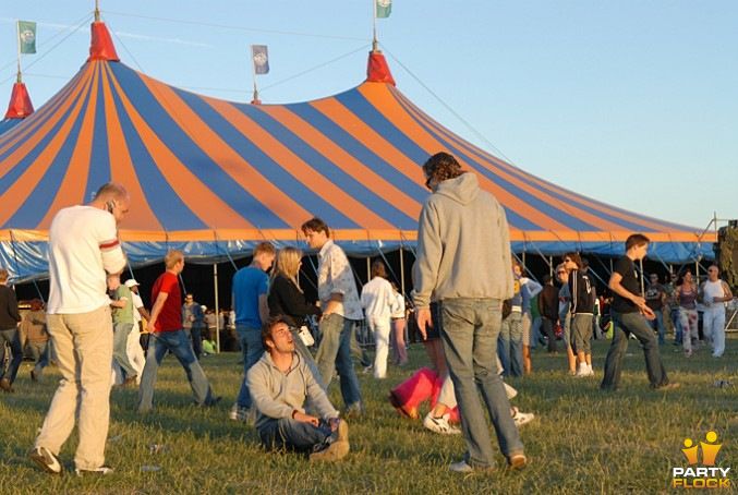 foto Dance Valley 2006, 14 juli 2006, Spaarnwoude