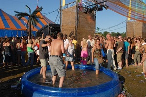 foto Dance Valley 2006, 15 juli 2006, Spaarnwoude, Velsen-Zuid #265270