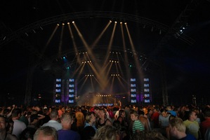 foto Dance Valley 2006, 15 juli 2006, Spaarnwoude, Velsen-Zuid #265366