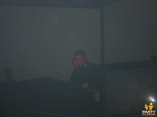 foto Decibel, 31 augustus 2002, Binnenmaas, met Cosmic Gate