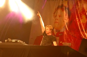 foto Ferry Corsten at the park, 22 juli 2006, Euromast, Rotterdam #266486