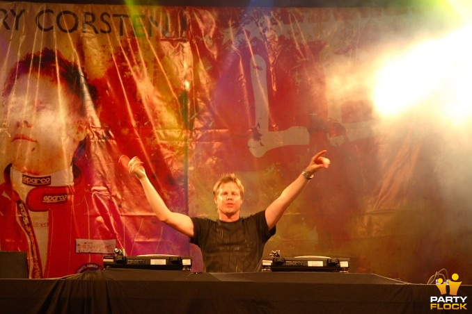 foto Ferry Corsten at the park, 22 juli 2006, Euromast, met Ferry Corsten