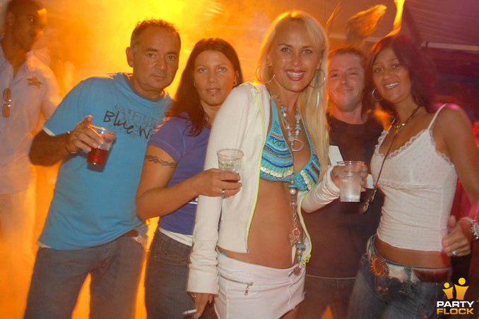 foto Liquid dreamz, 5 augustus 2006, Bondi Beachclub