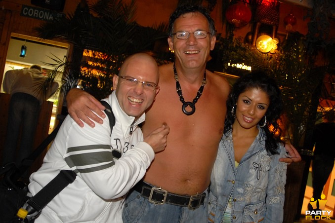 foto Liquid dreamz, 5 augustus 2006, Bondi Beachclub, met Randy Katana