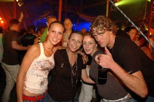 foto Rainbow Rave, 5 augustus 2006, Zak, Uelsen #268869