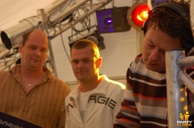 foto Next generation, 11 augustus 2006, Parkeerkom Lemsterstrand, met Brainmaster, Rabies & Alian