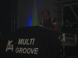 foto Multigroove, 7 september 2002, Amstelborgh / Borchland Hallen, Amsterdam #27001