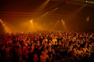 foto DJ Partyraiser, 28 april 2007, Amstelborgh / Borchland Hallen, Amsterdam #328076
