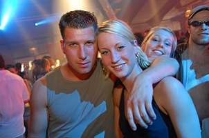 foto DJ Partyraiser, 28 april 2007, Amstelborgh / Borchland Hallen, Amsterdam #328246
