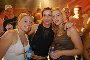 foto DJ Partyraiser, 28 april 2007, Amstelborgh / Borchland Hallen, Amsterdam #328258
