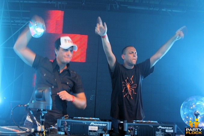 foto Bassleader, 16 mei 2007, Flanders Expo, met Zatox, Tatanka