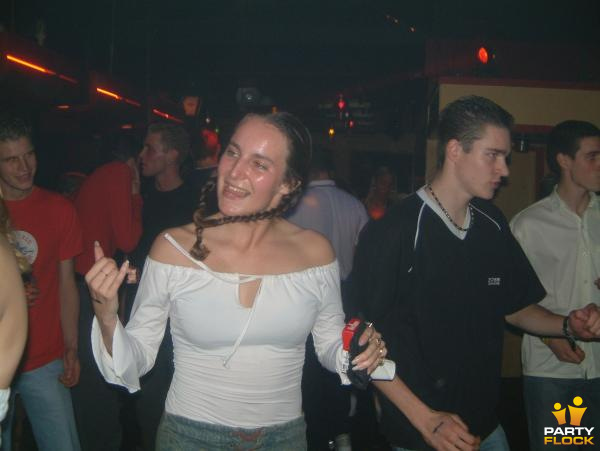 foto Hardstyle Beyond, 16 november 2002, Birdland