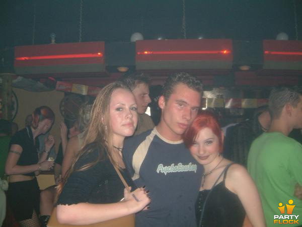 foto Hardstyle Beyond, 16 november 2002, Birdland