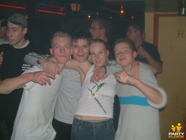 foto Hardstyle Beyond, 16 november 2002, Birdland