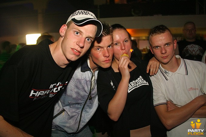 foto Ik ben je bitch niet, 26 mei 2007, HappydayZZ