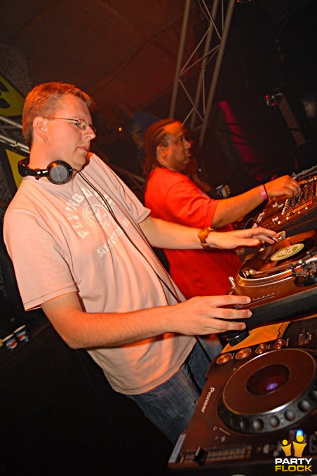 foto Raveworld, 2 juni 2007, North Sea Venue, met King Matthew, Bass-D