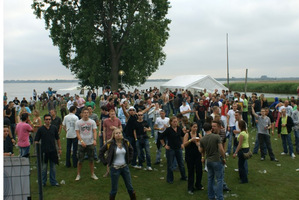 foto Massiv, 2 juni 2007, De Rietzoom, Kropswolde #341510