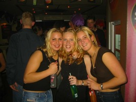 foto Starlight´s 10th anniversary, 16 november 2002, Starlight, Nijkerkerveen #34342