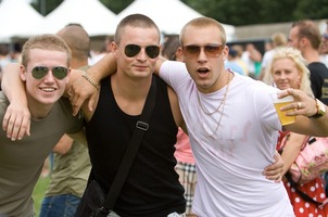 foto Dance Valley Festival, 14 juli 2007, Spaarnwoude, Velsen-Zuid #350781