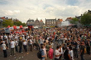 foto Streetparade Middelburg, 21 juli 2007, Markt Middelburg, Middelburg #352640