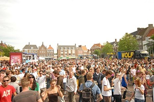foto Streetparade Middelburg, 21 juli 2007, Markt Middelburg, Middelburg #352708