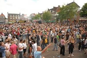 foto Streetparade Middelburg, 21 juli 2007, Markt Middelburg, Middelburg #352717