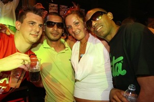 foto F*ck the weekend, 1 augustus 2007, Bloomingdale, Bloemendaal aan zee #356050