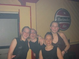 foto Whoops!, 19 januari 2002, Birdland, Uitgeest #3569