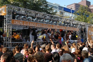 foto FFWD Fit for Free Dance Parade, 11 augustus 2007, Centrum Rotterdam, Rotterdam #357482