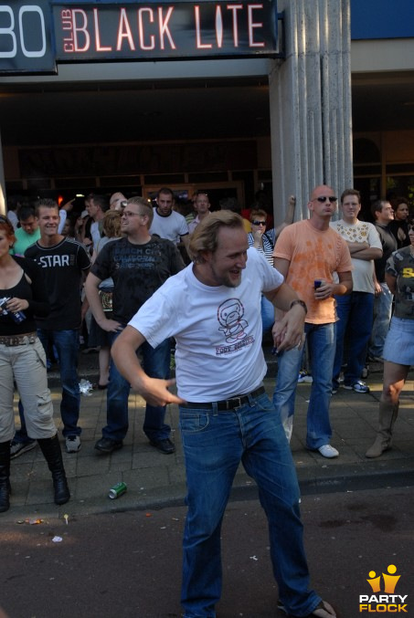 foto FFWD Fit for Free Dance Parade, 11 augustus 2007, Centrum Rotterdam