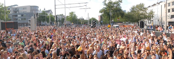 foto FFWD Fit for Free Dance Parade, 11 augustus 2007, Centrum Rotterdam, Rotterdam #357633
