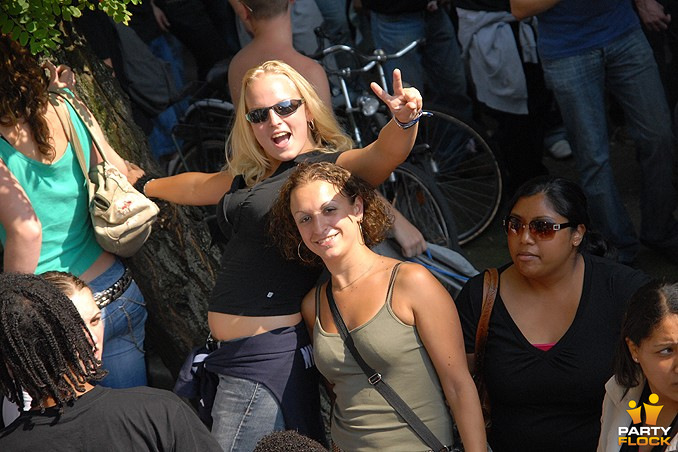 foto FFWD Fit for Free Dance Parade, 11 augustus 2007, Centrum Rotterdam