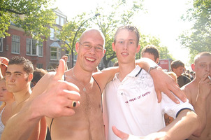 foto FFWD Fit for Free Dance Parade, 11 augustus 2007, Centrum Rotterdam, Rotterdam #357715