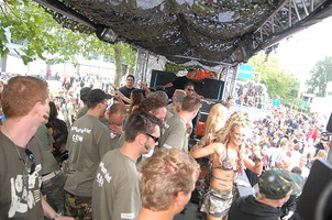 foto FFWD Fit for Free Dance Parade, 11 augustus 2007, Centrum Rotterdam, Rotterdam #357749