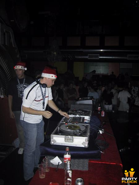 foto Oldschool Madness, 24 december 2002, Condor City, met Endymion, Nosferatu