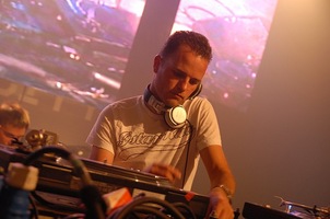 foto DJ Partyraiser presents Machine City, 20 oktober 2007, Ahoy, Rotterdam #376238