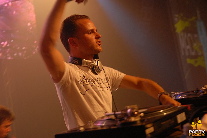 foto DJ Partyraiser presents Machine City, 20 oktober 2007, Ahoy, met Promo