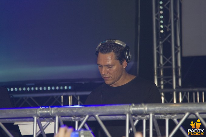 foto Fame=dj's, 26 december 2007, Waerdse Tempel, met Tiësto