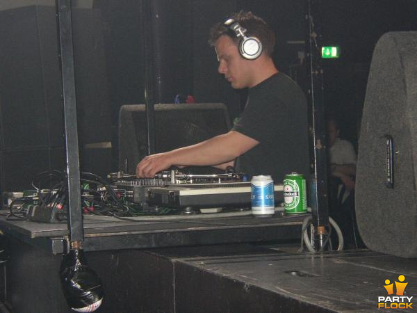 foto Hardliners, 24 januari 2003, Melkweg, met Micha B