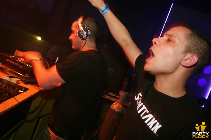 foto XXlerator, 5 januari 2008, Matrixx, met The Prophet, Wildstylez