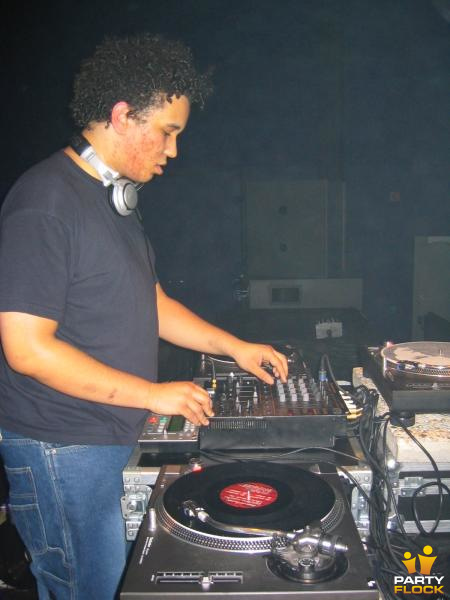 foto Industrial, 1 februari 2003, P60, met Benny Rodrigues