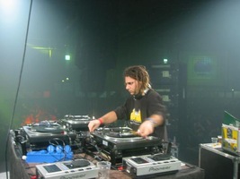 foto Hard Bass, 8 februari 2003, Statenhal, Den Haag #40959