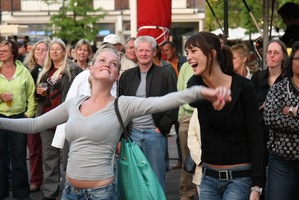 foto Bevrijdingsfestival Drenthe, 5 mei 2008, Koopmansplein, Assen #419689