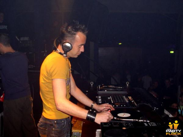 foto Multigroove, 8 maart 2003, Hemkade, met Bobby V