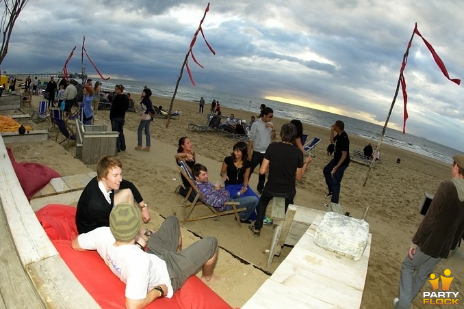 foto Rekorder strandfeest, 6 juli 2008, Whoosah Beachclub