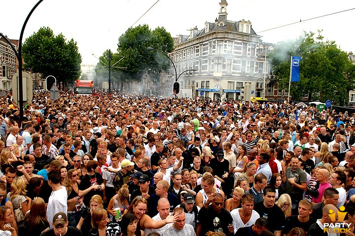 foto FFWD Dance Parade, 9 augustus 2008, Centrum Rotterdam