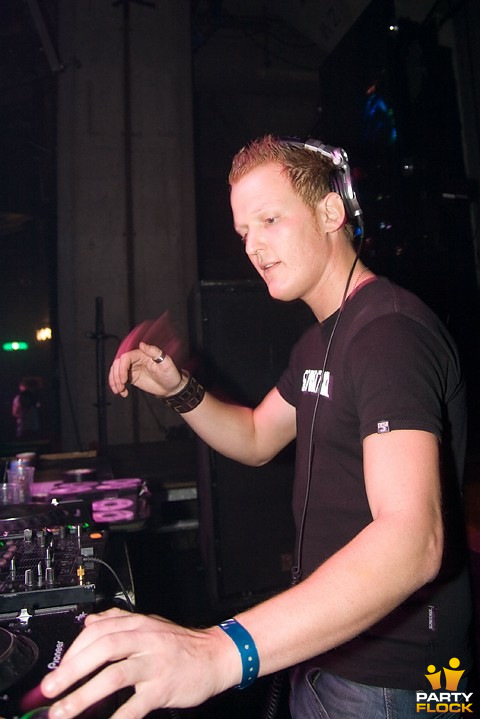 foto Loudness, 13 september 2008, Factory 010, met Scope DJ