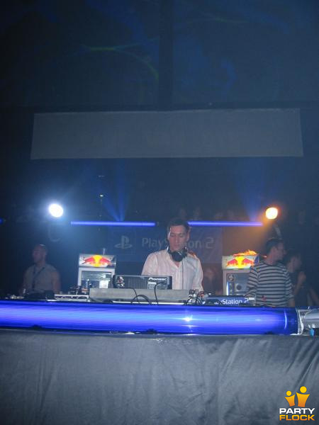 foto Mayday, 30 april 2003, Westfalenhallen, met Paul van Dyk