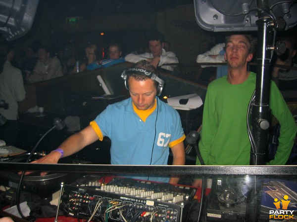 foto Bitte ein Beat!, 2 mei 2003, Lucky, met Charly Lownoise, Deaz D