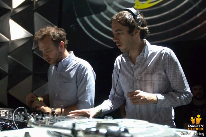 foto Clash, 12 april 2009, Oosterpoort, met 2ManyDJs